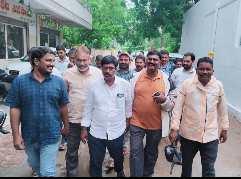 జర్నలిస్టులకు అండగా టీజేఎఫ్ 