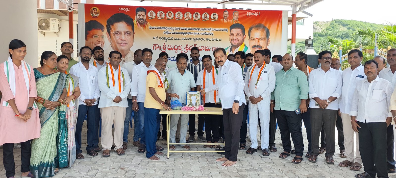 రామగిరి లో మహానేతకు మన నివాళులు - Additional Image